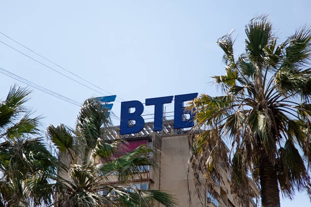 Сколько новых клиентов планирует привлечь Банк ВТБ в партнерстве с Яндексом?