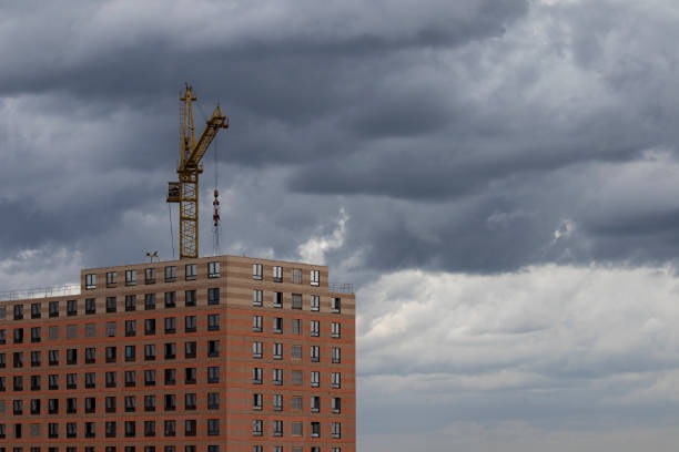 Сколько времени требуется для строительства многоквартирного дома?