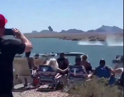 Что произошло с лодкой на соревнованиях в США?