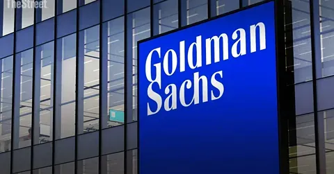 Как курс доллара влияет на инвестиционный фон в США?