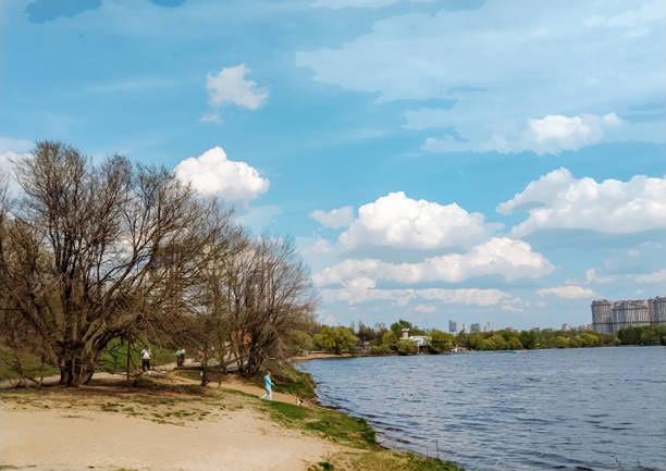 Когда запустят маршруты до парков и пляжей в Москве?