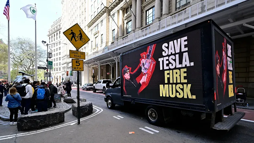 Почему глава финансового отдела Tesla продаёт свои акции?