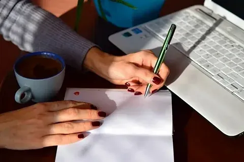 Почему левши более успешные?