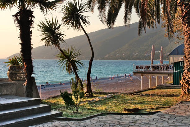 С России в Абхазию полетят самолёты