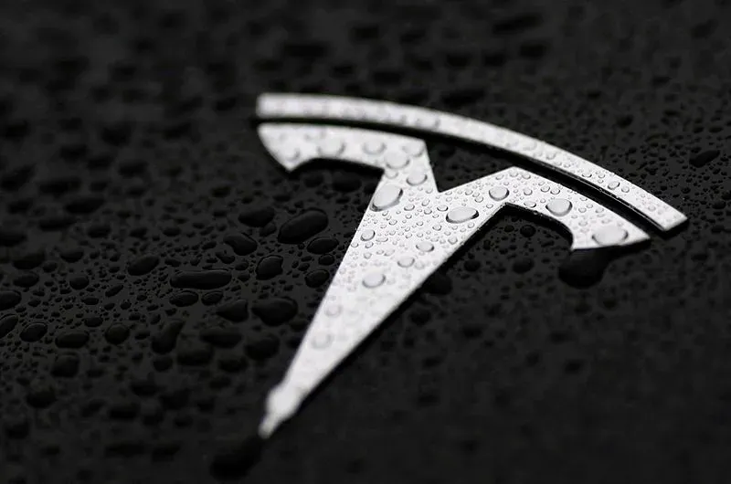 Новости компании Tesla на 08 мая 2025 года