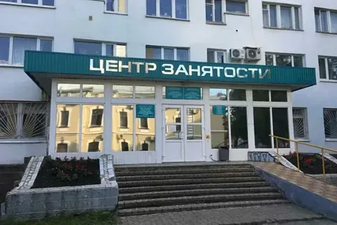 В каких регионах России острая нехватка кадров?