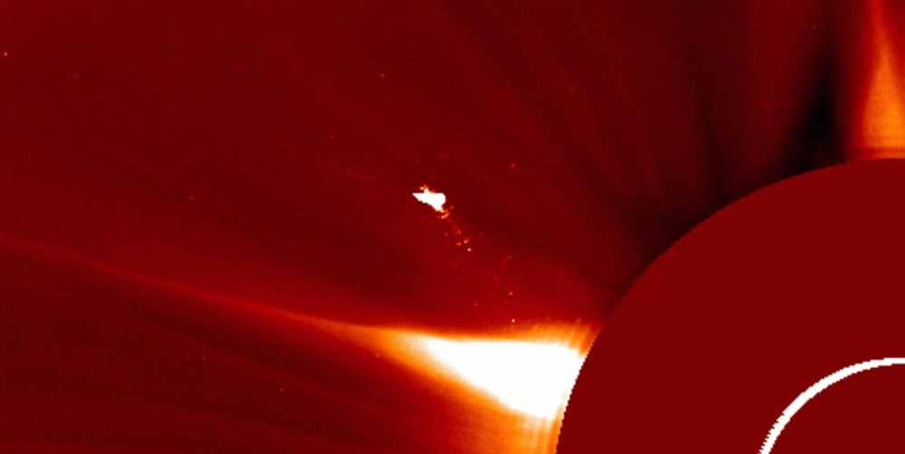 Что за объект обнаружили учёные над поверхностью солнца?