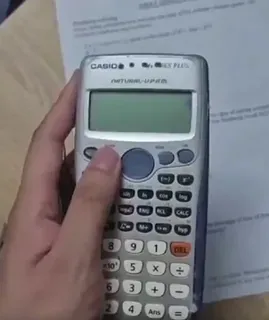 Калькулятор с искусственным интеллектом: школьник использовал ChatGPT на экзамене