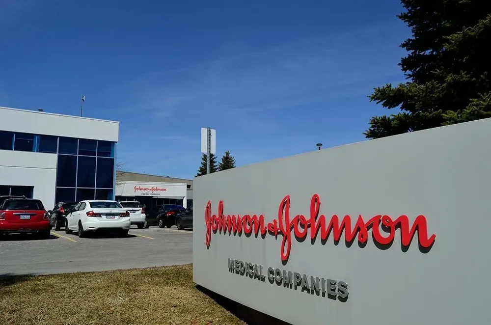 Johnson & Johnson объявила дату конференции по итогам второго квартала — 16 июля 2025 года, онлайн-трансляция и повторы доступны для инвесторов