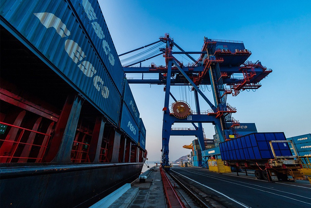 FESCO приобретает Калининградский морской рыбный порт: новые логистические возможности