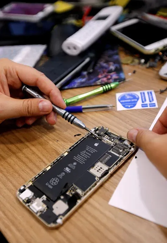 Apple привлекла Tata Group к ремонту iPhone и MacBook в Индии — стратегическое расширение сервисных возможностей и укрепление позиций на индийском рынке