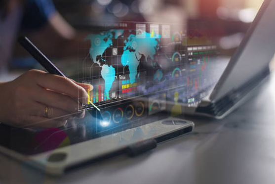 Развитие госуслуг и киберграмотность в России: мнение экспертов Ростелекома