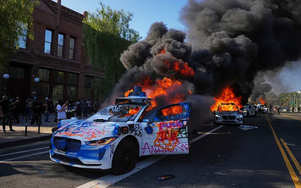 Беспилотные такси Uber без водителя-безопасника появятся в Лондоне после одобрения Минтранса