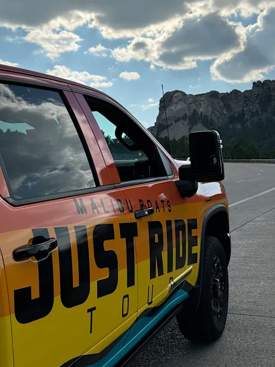 Malibu Boats и GM Marine запускают масштабный тур по США и Канаде с моделями Malibu Monsoon