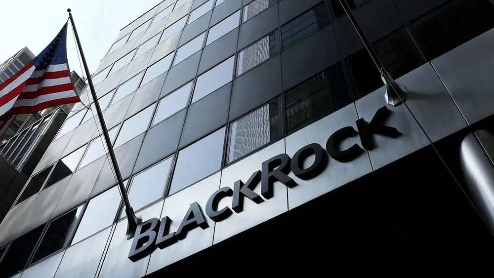 BlackRock отмечает рост американских акций на фоне торговых переговоров и сильного отчета по занятости