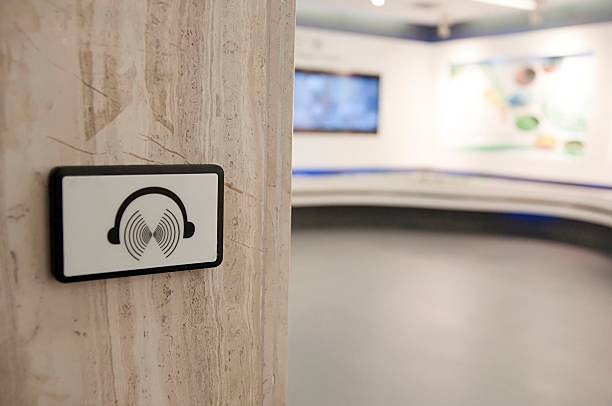 ВТБ запустил аудиогид по культурным достопримечательностям Санкт-Петербурга к ПМЭФ-2025