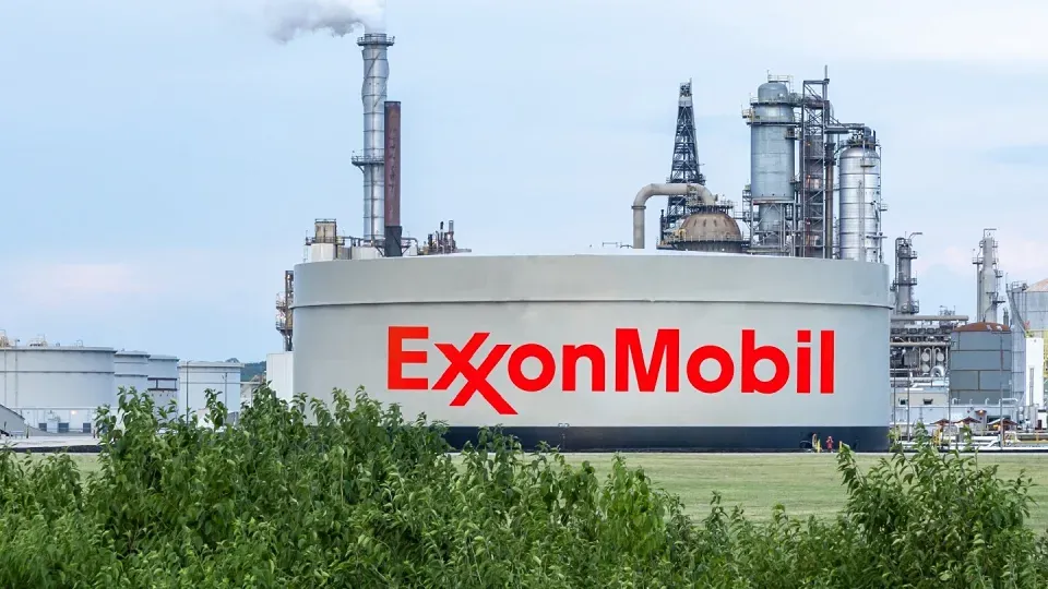 Калифорния подала в суд на ExxonMobil из-за вводящих в заблуждение заявлений о переработке пластика