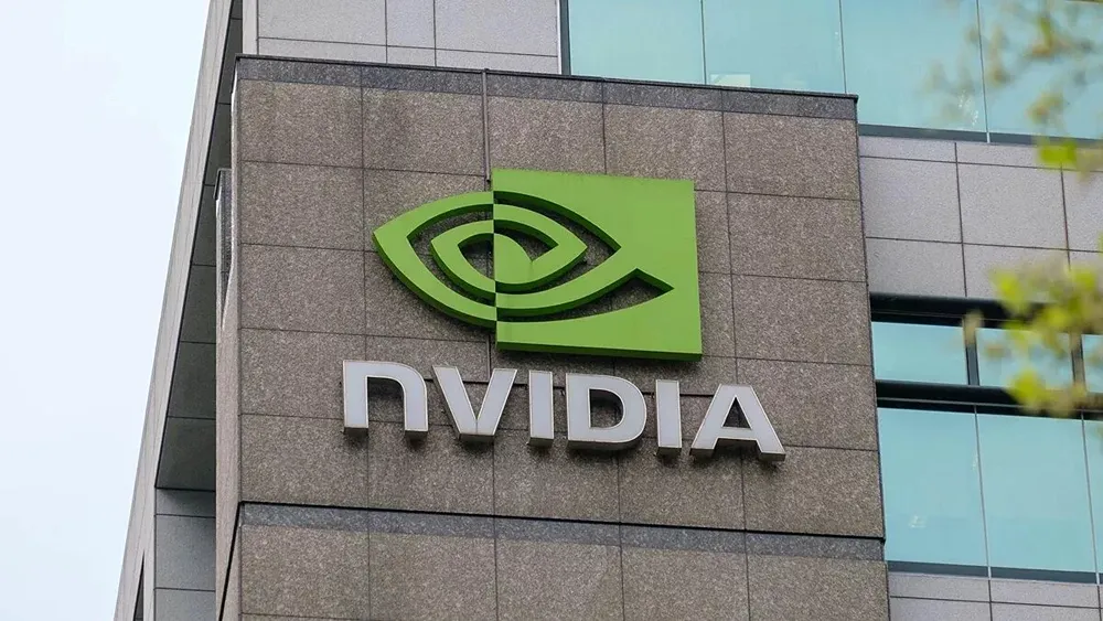 Дженсен Хуан на открытии крупной выставки в Китае: что означает визит для NVIDIA и рынка