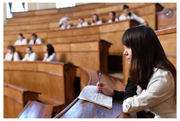 Обсуждение идеи Виктора Садовничего: указывать в дипломе список профессий для выпускников МГУ