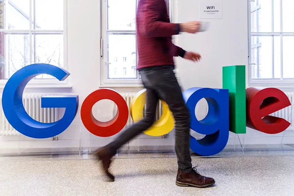 Google запускает пилотный проект с 20 новостными агентствами для лицензирования контента ИИ