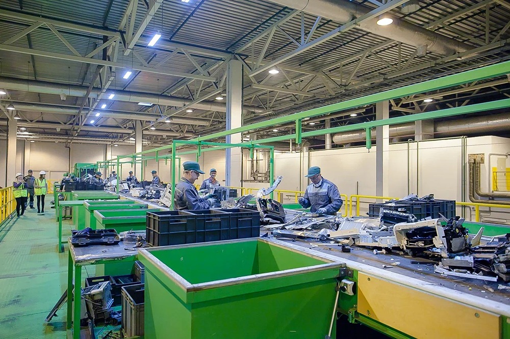 М.Видео-Эльдорадо: сбор и утилизация старой техники в Москве