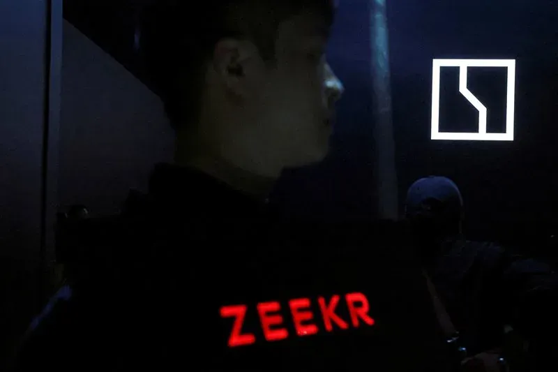 Китайский автопроизводитель Zeekr отверг обвинения в завышении продаж и продаже подержанных машин с нулевым пробегом