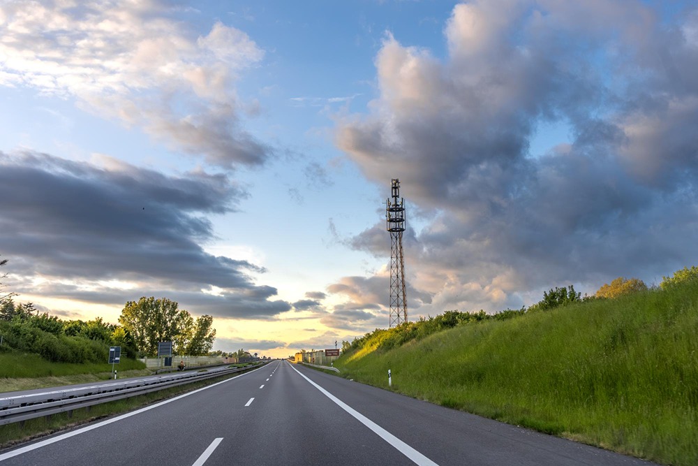 МегаФон увеличил скорость мобильного интернета в России на 12%