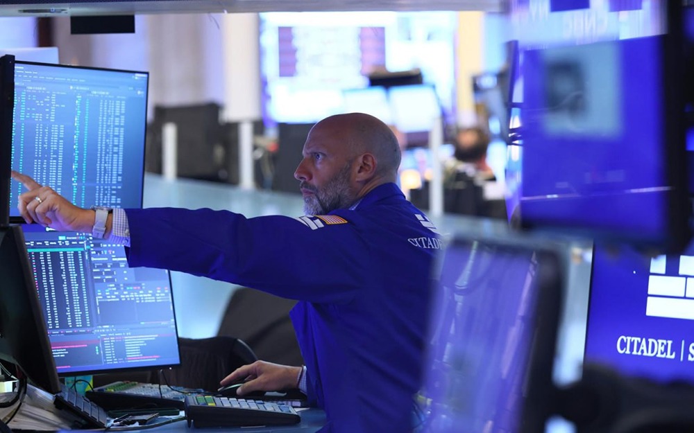 В США планируют расширить доступ небогатых инвесторов к рынку