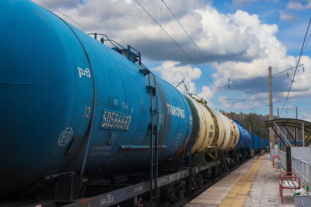 Власти обсуждают ограничение экспорта бензина на фоне роста цен