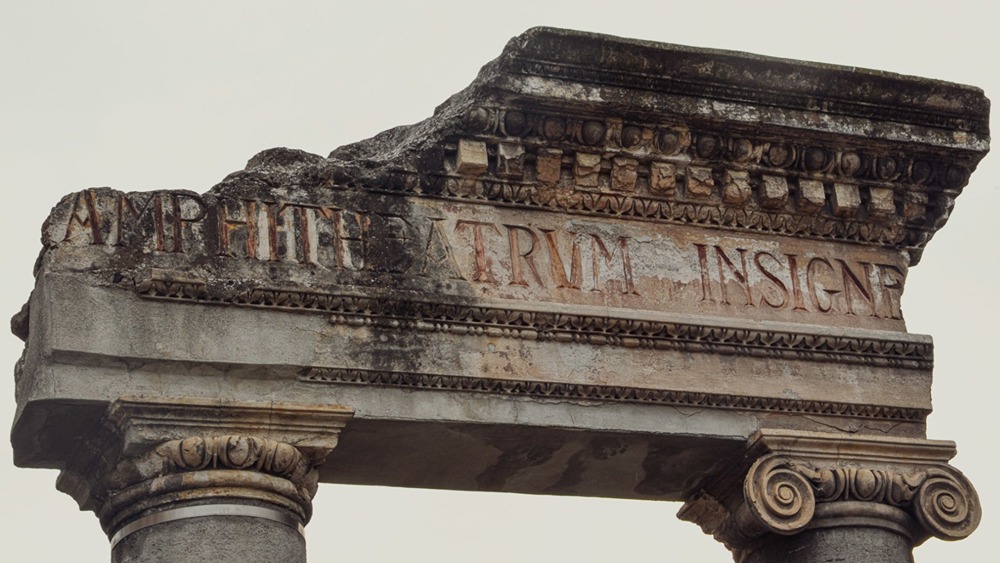 Искусственный интеллект «Эней» научился определять эпоху и географию древних римских письменных источников