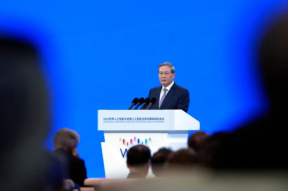 Премьер-министр Китая предупреждает о «монополии» ИИ на фоне активизации усилий США