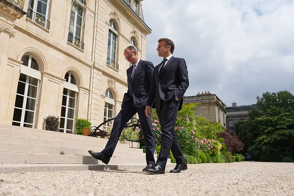 Германия и Франция ограничили возможности переговорщиков ЕС в торговых переговорах с США