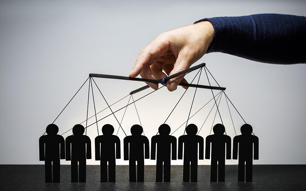 ЦБ выявил нарушения инсайдерской торговли бывшего руководителя «Самолета» — детали дела