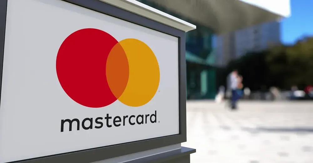 Coinstar запускает дебетовую карту Mastercard для конвертации монет в платежные средства