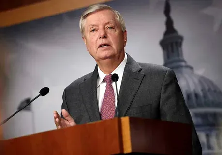 Линдси Грэм предупредил Россию о новых санкциях для покупателей нефти и газа