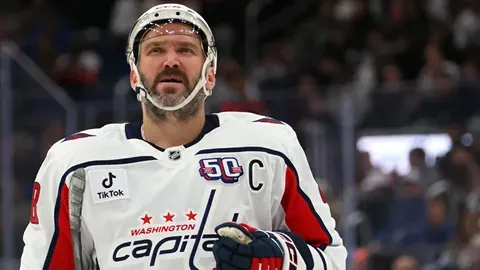 Сколько заработал Александр Овечкин за карьеру в НХЛ и кто его конкуренты?