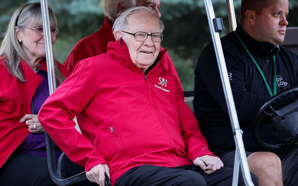 Какие акции купил Уоррен Баффет во втором квартале 2025 года?