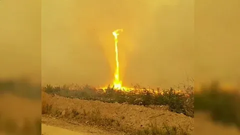 Почему возникает огненный смерч?