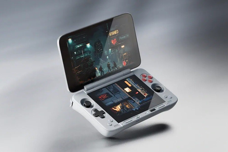 Зачем нужна новая портативка Ayaneo Pocket DS с двумя экранами?